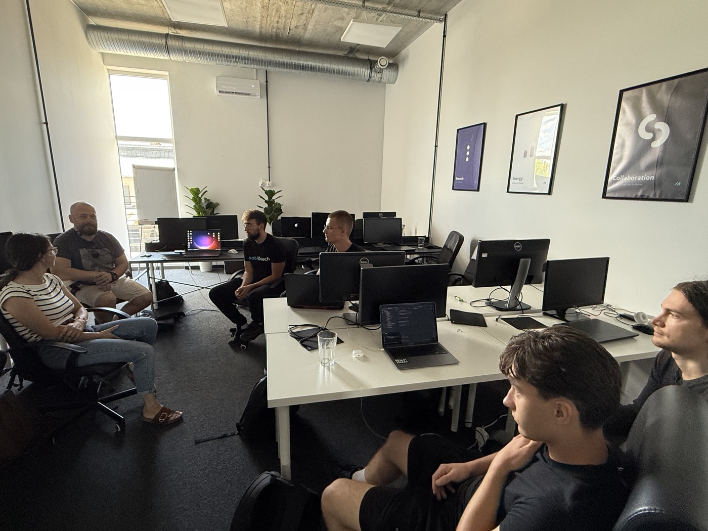 mLab AI 2025